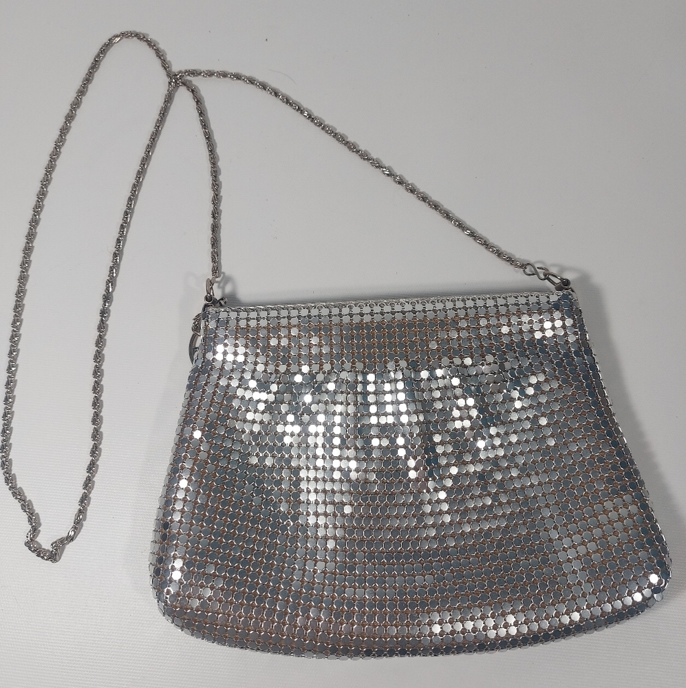 Vintage Hong Kong Metal Silver Mesh Shoulder Evening Bag Chain Strap